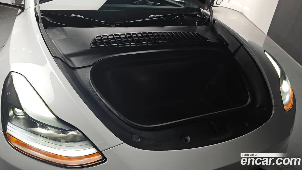 Tesla Model Y 2024 из KR, фото 3