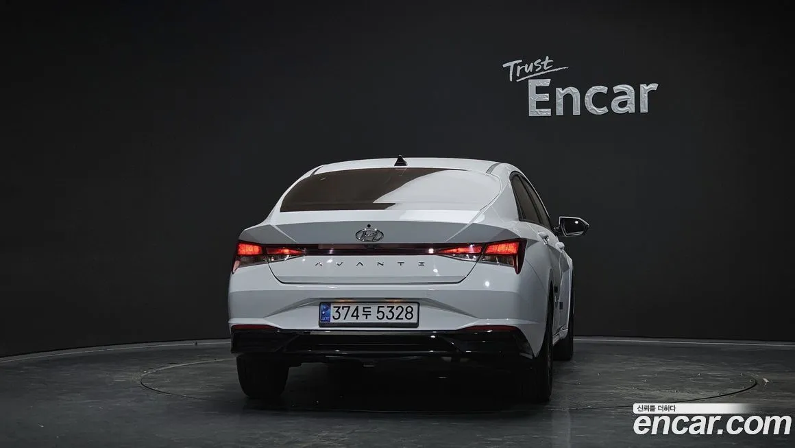 Hyundai AVANTE 2023 из KR, фото 2