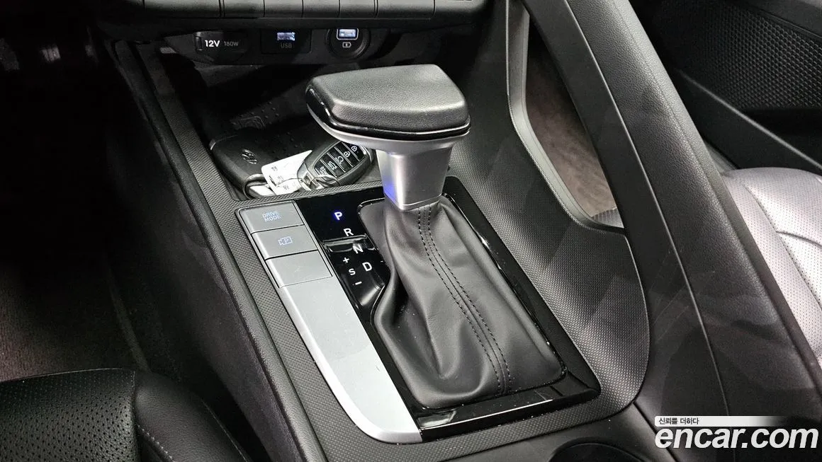Hyundai AVANTE 2023 из KR, фото 4