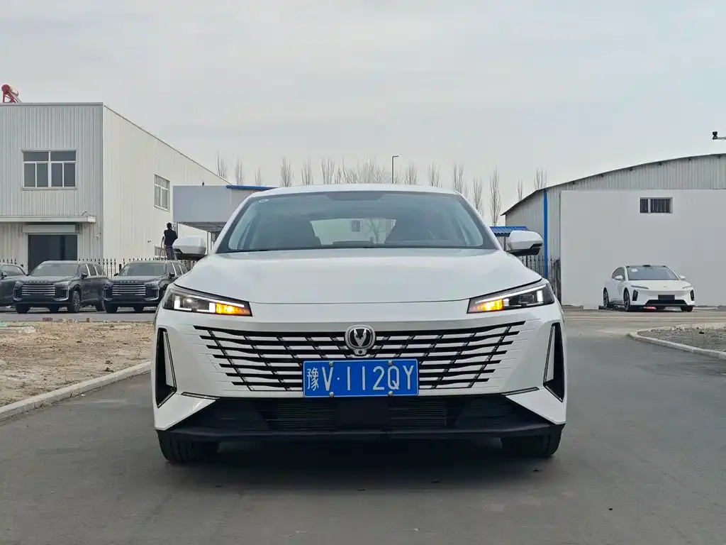 Changan Eado 2024 из CN, фото 2