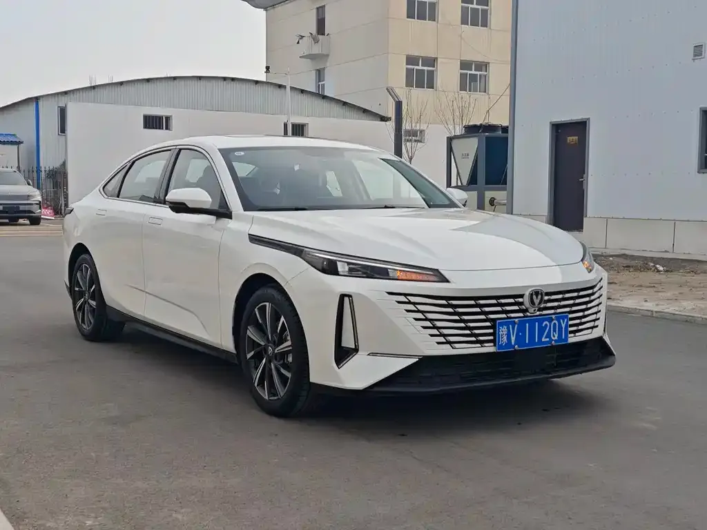 Changan Eado 2024 из CN, фото 3