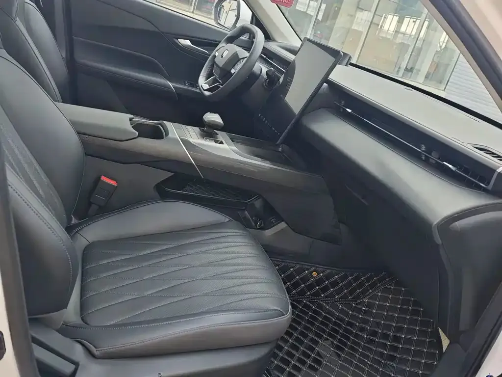 Changan Eado 2024 из CN, фото 9