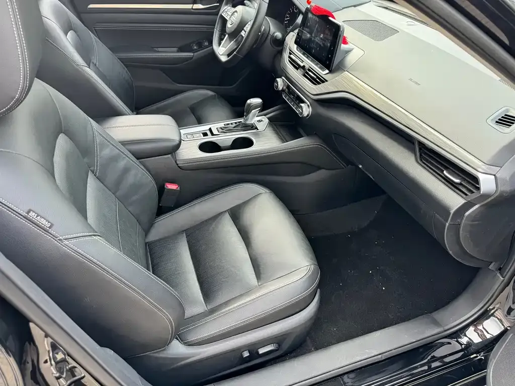 Nissan Teana 2021 из CN, фото 2