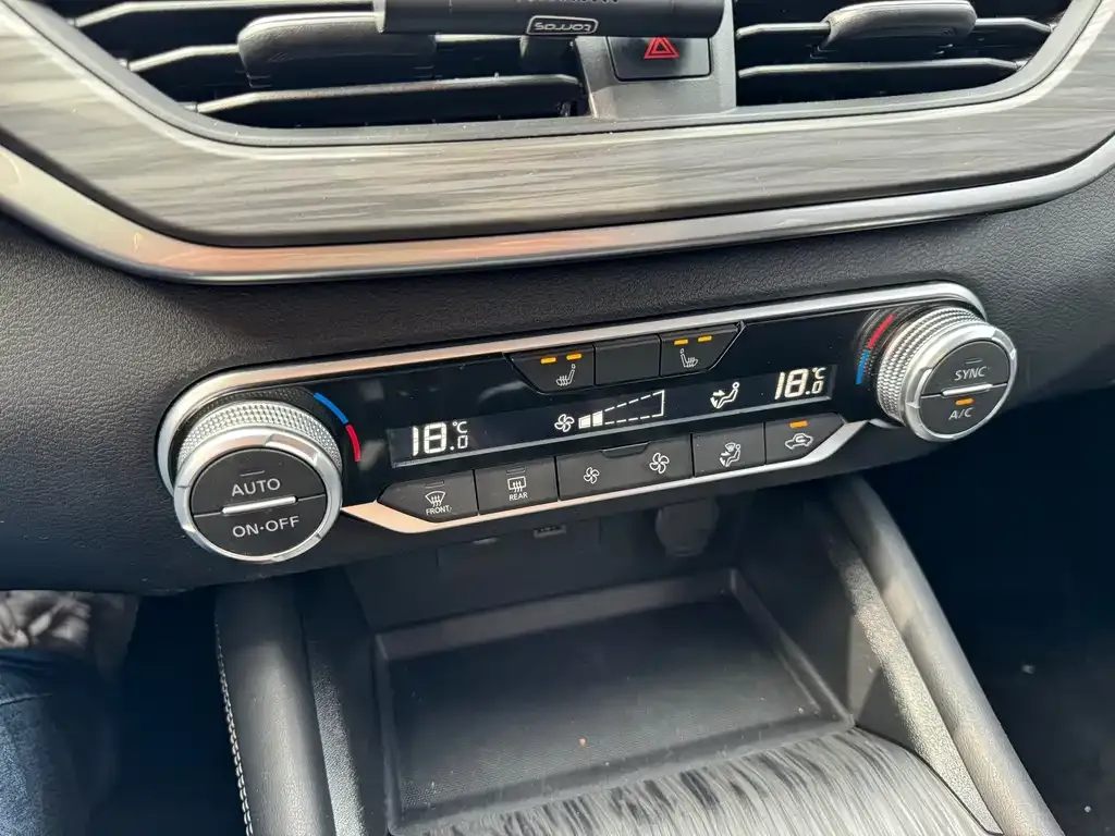 Nissan Teana 2021 из CN, фото 7