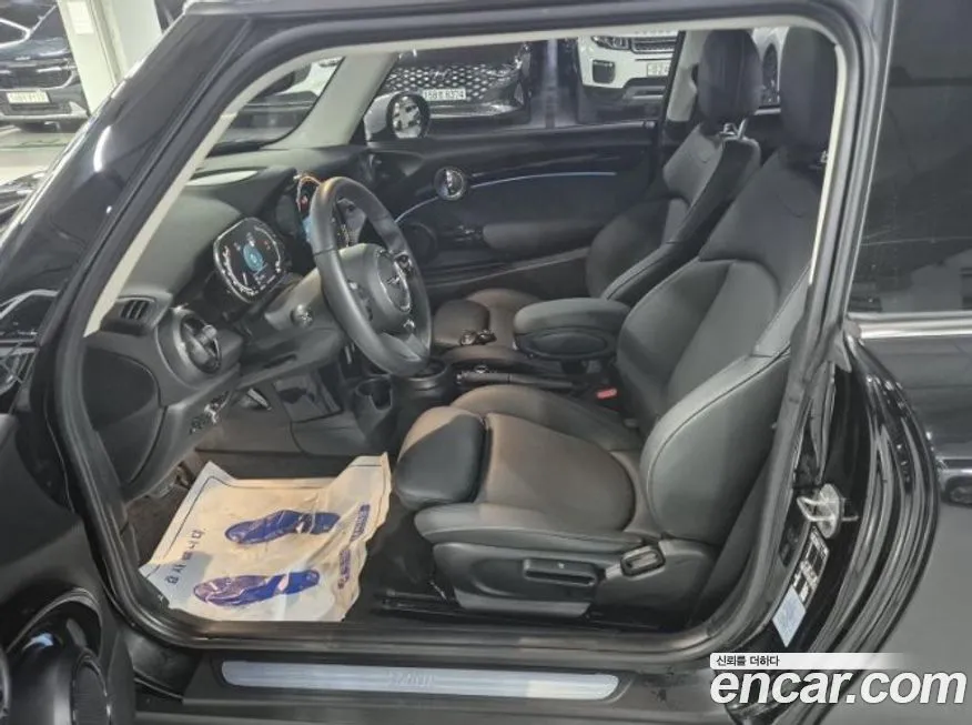 Mini Cooper 2023 из KR, фото 10