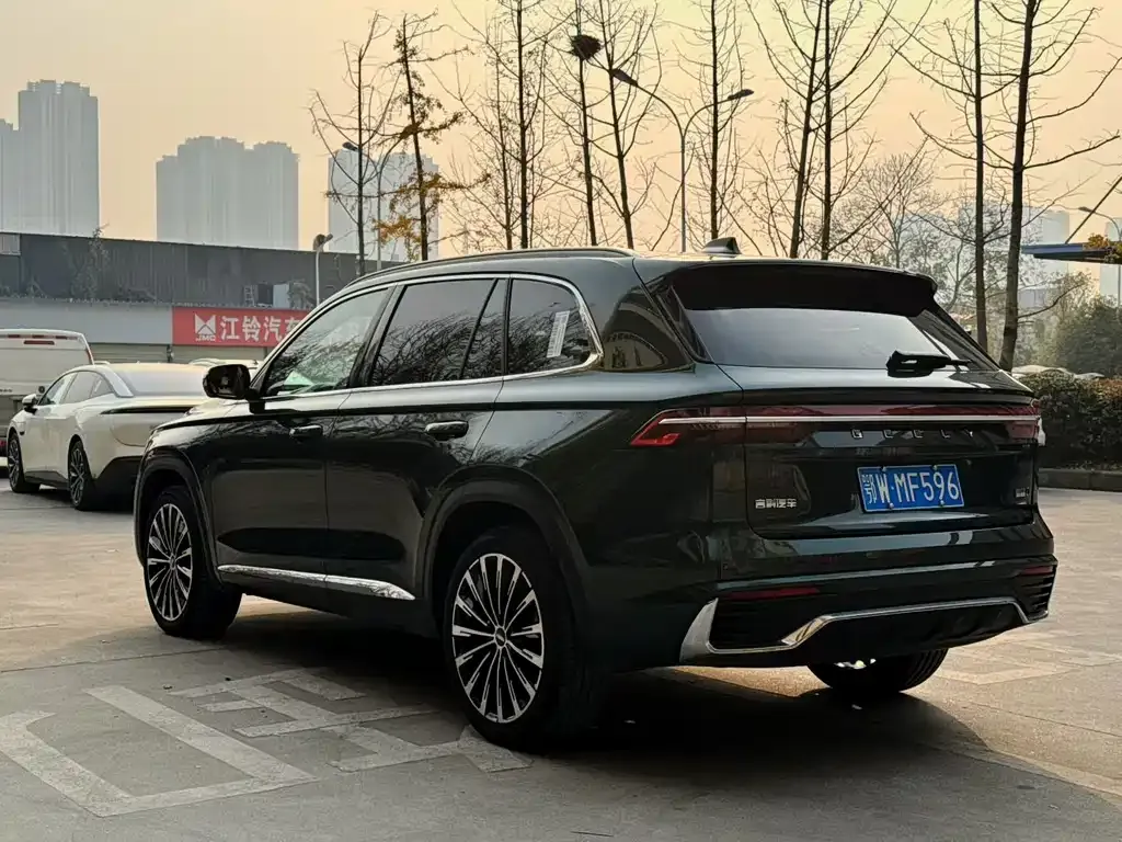 Geely Xingyue L — фото 8