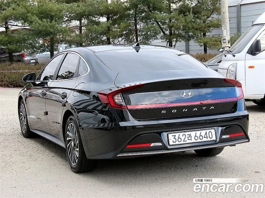 Hyundai Sonata — фото 10