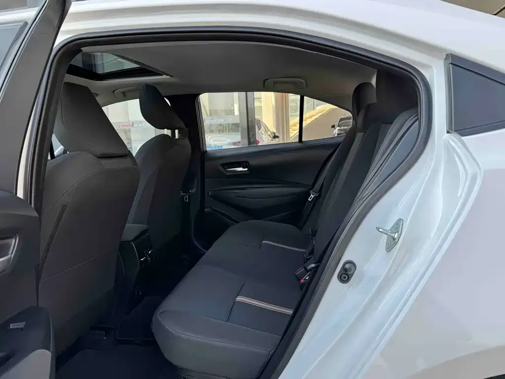 Toyota Levin 2024 из CN, фото 3