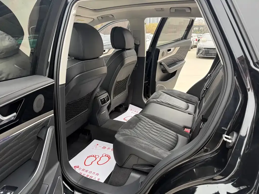 Hongqi HS5 2021 из CN, фото 4