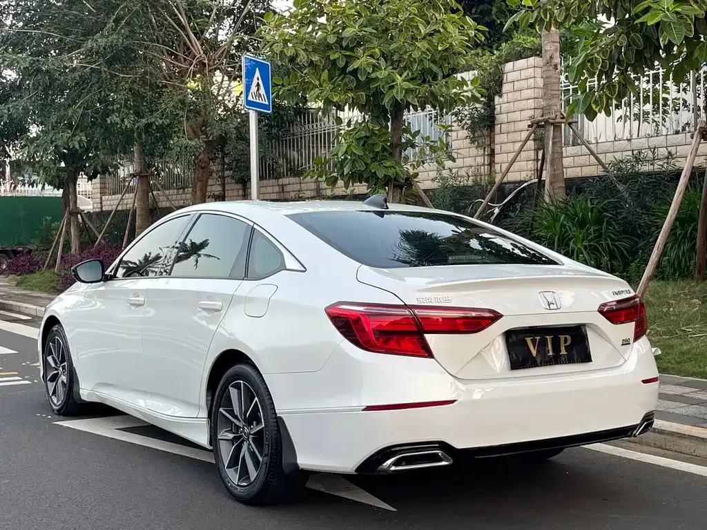 Honda Inspire 2022 из CN, фото 7