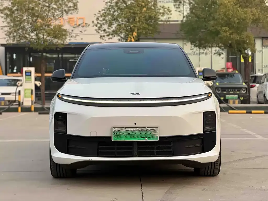 Li Auto L6 2025 из CN, фото 2