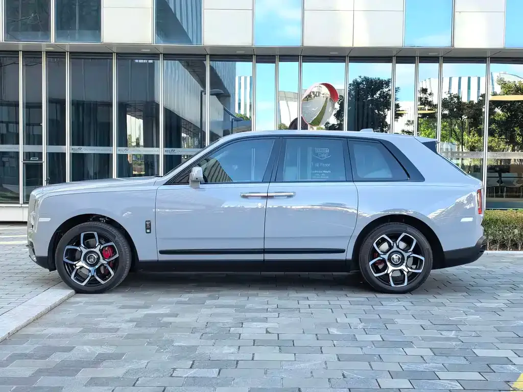 Rolls-Royce Cullinan 2022 из CN, фото 5