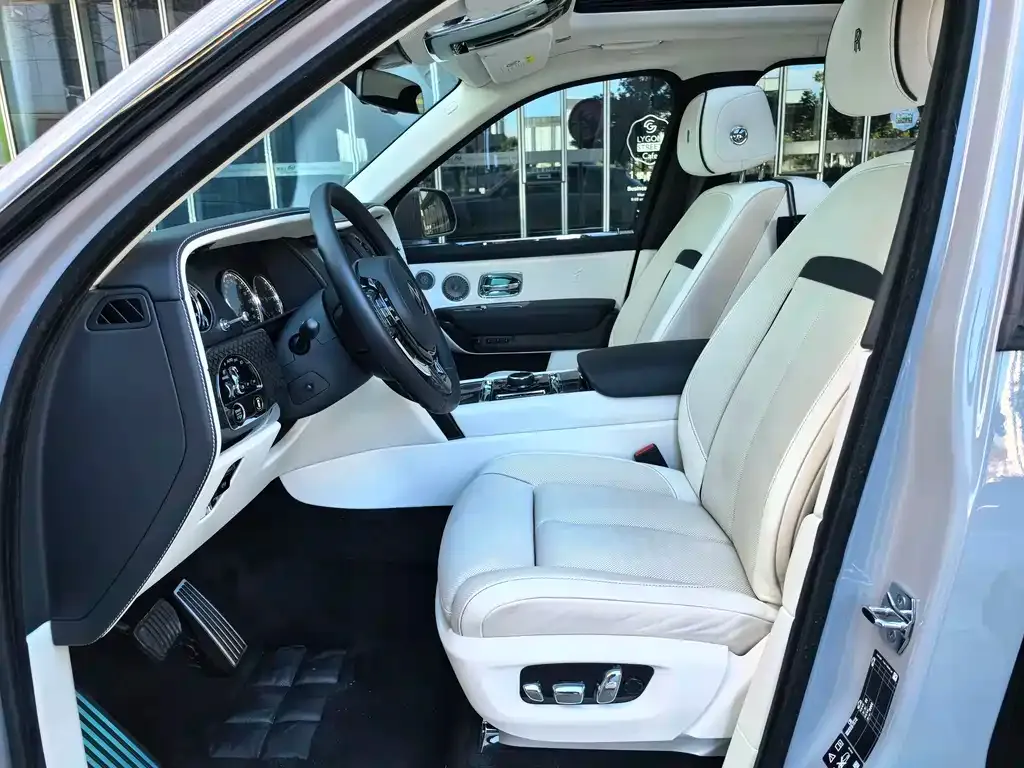 Rolls-Royce Cullinan 2022 из CN, фото 2