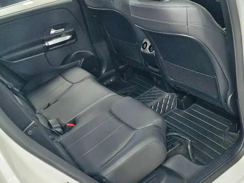 Mercedes-Benz GLB 2021 из CN, фото 3