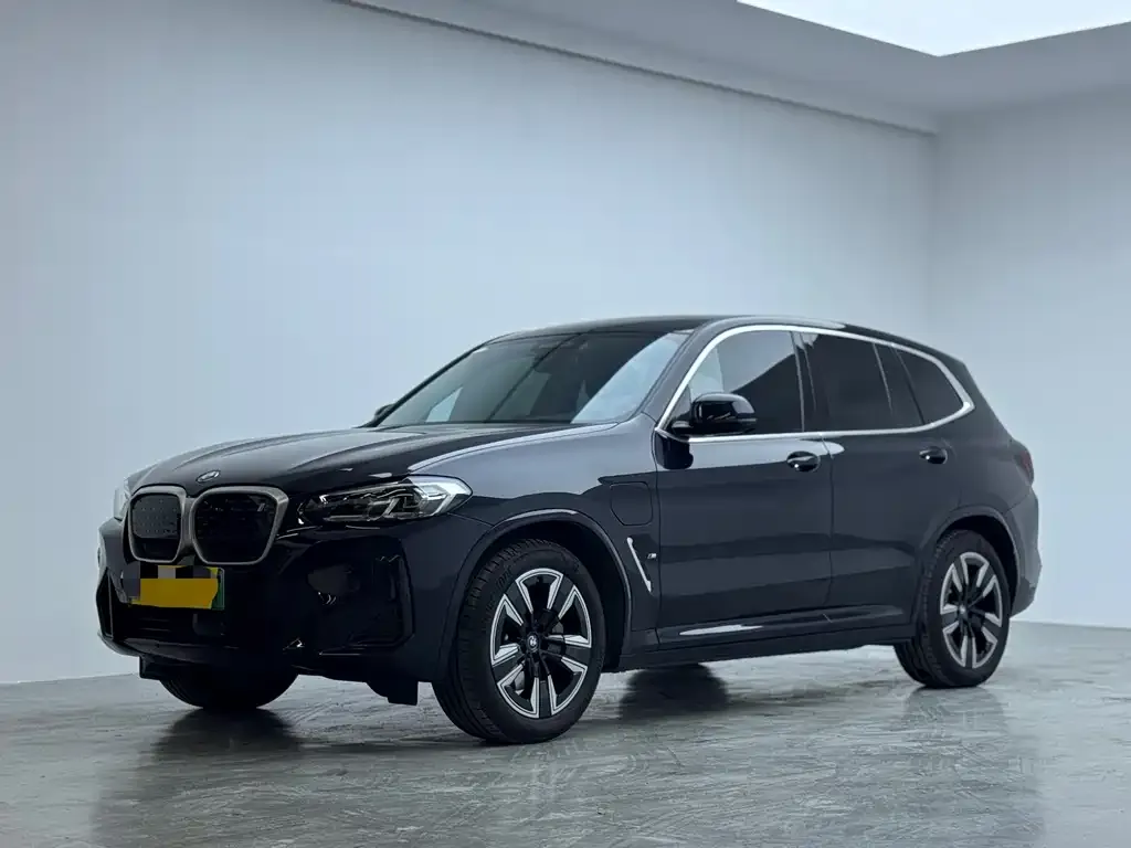 BMW iX3 2024 из CN, фото 1