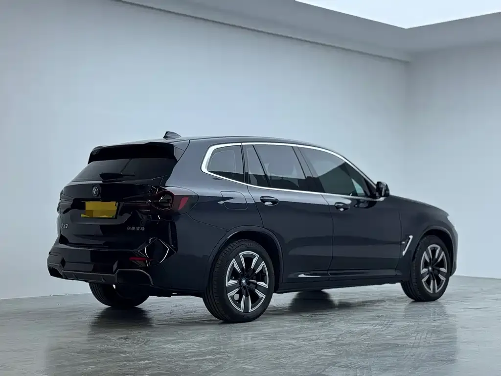 BMW iX3 2024 из CN, фото 6