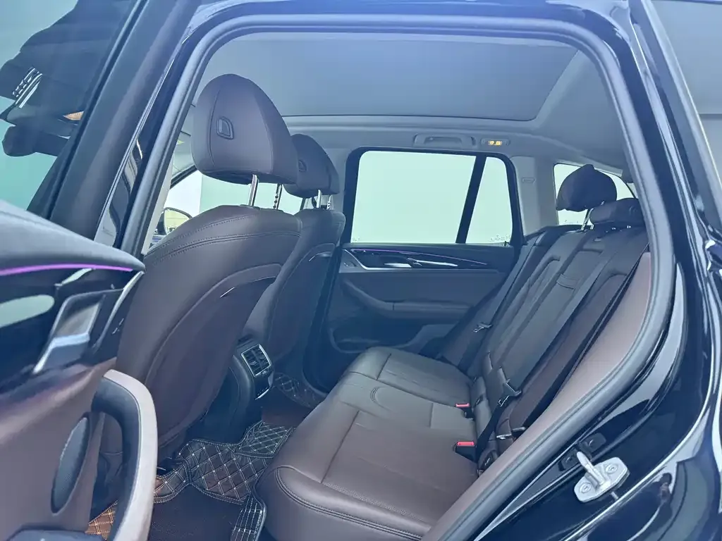 BMW iX3 2024 из CN, фото 7