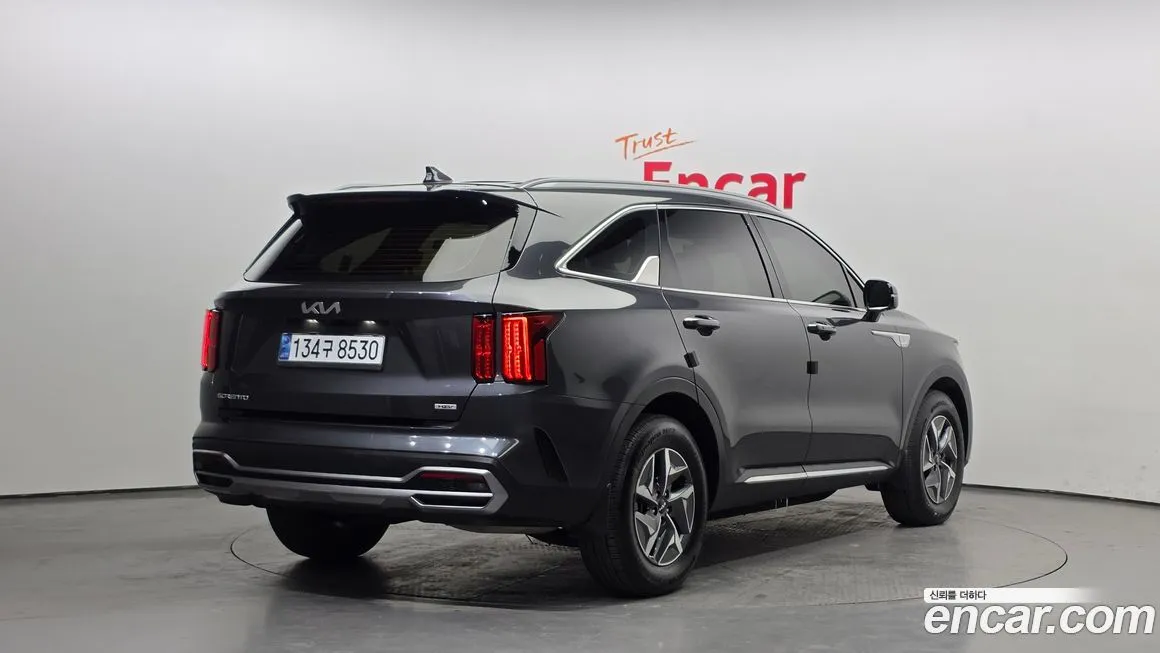 Kia Sorento 2023 из KR, фото 2