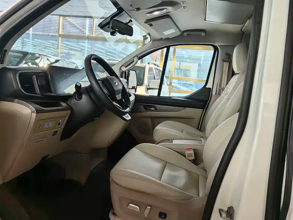 Ford Tourneo 2024 из CN, фото 3