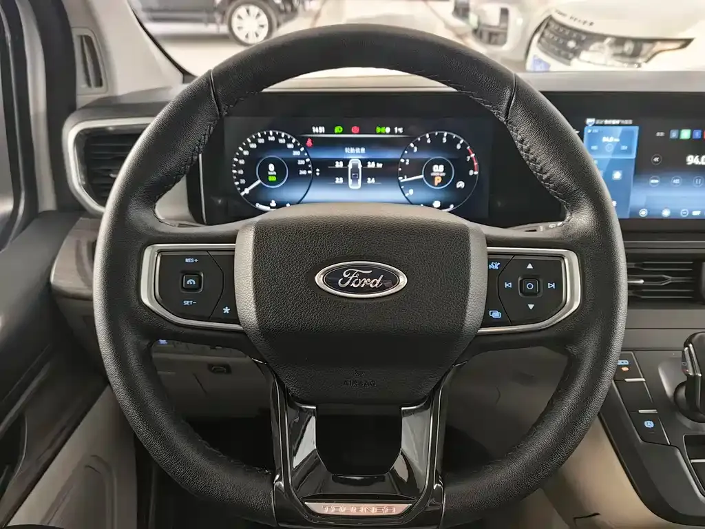 Ford Tourneo 2024 из CN, фото 4