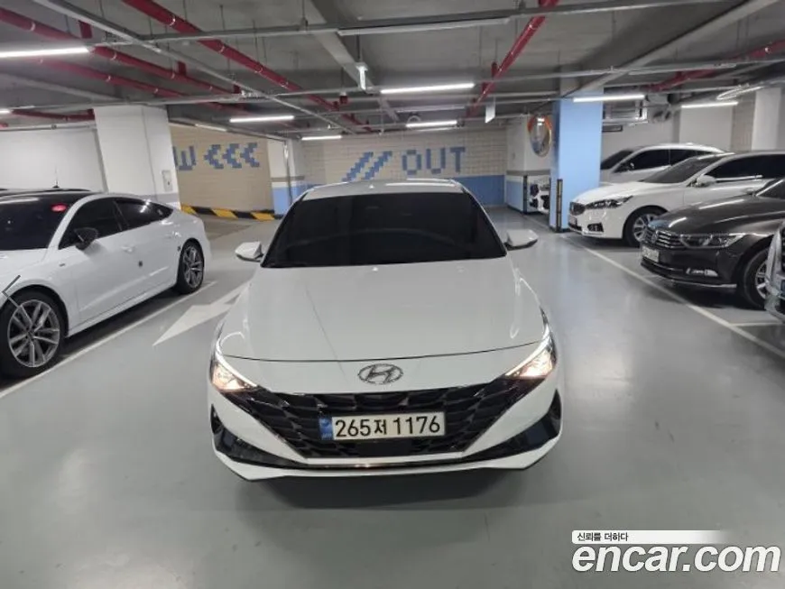 Hyundai AVANTE 2023 из KR, фото 1