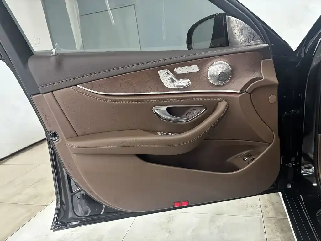 Mercedes-Benz E-Class New Energy 2022 из CN, фото 9