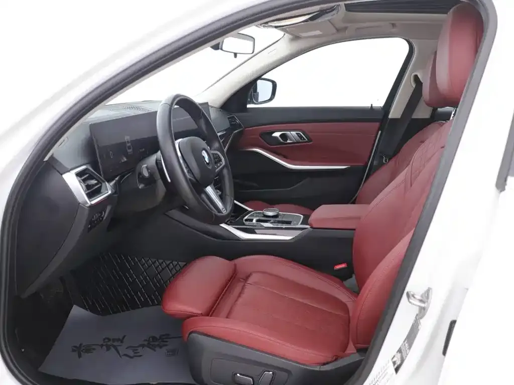 BMW 3 Series 2023 из CN, фото 7