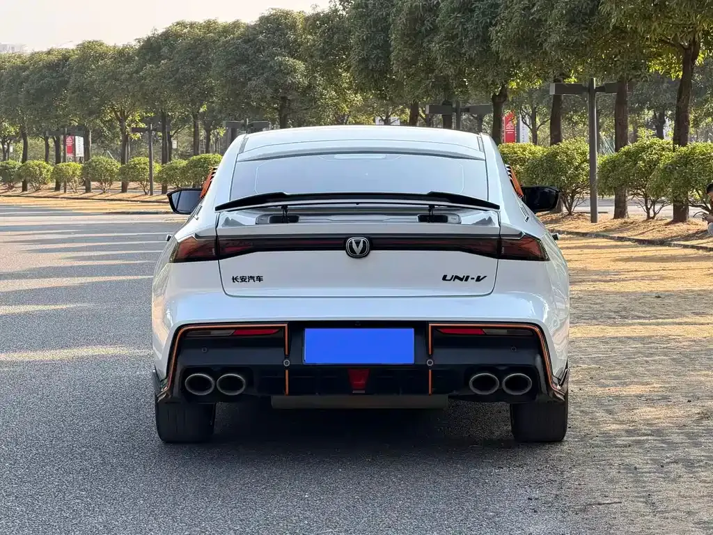 Changan UNI-V 2024 из CN, фото 7