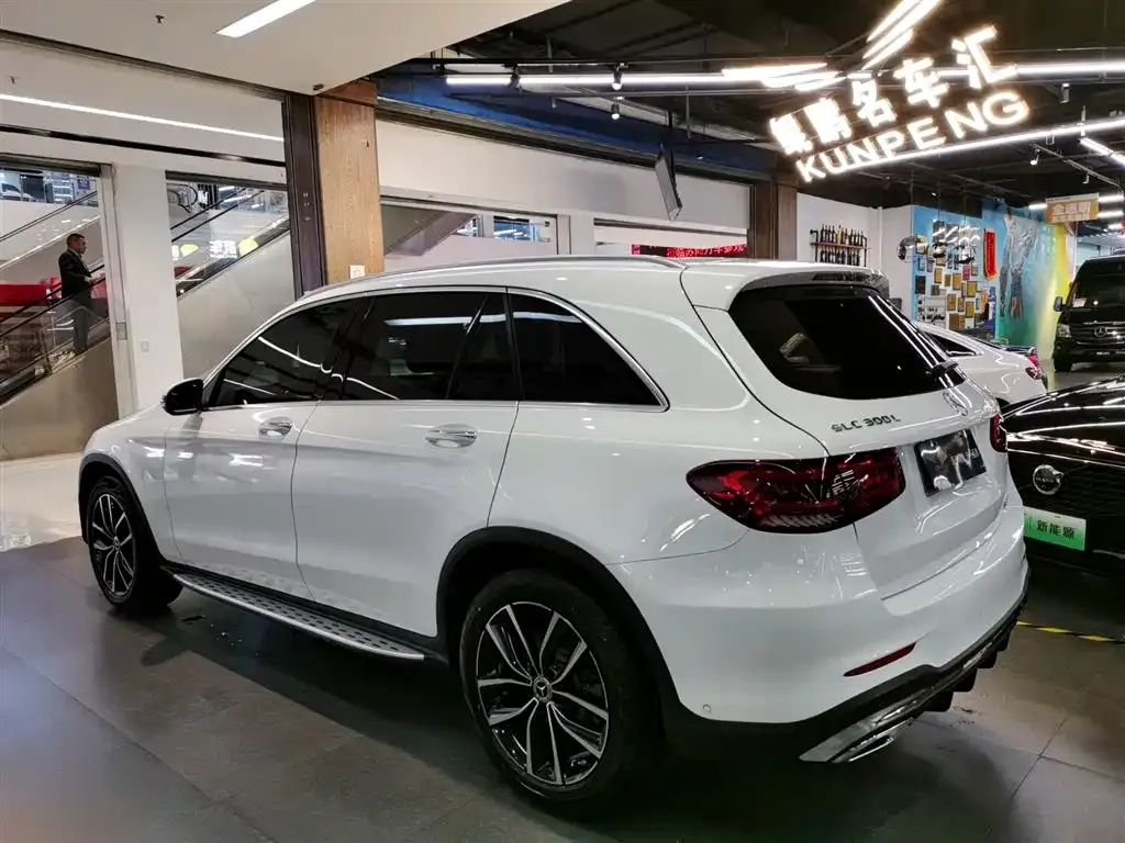 Mercedes-Benz GLC — фото 10