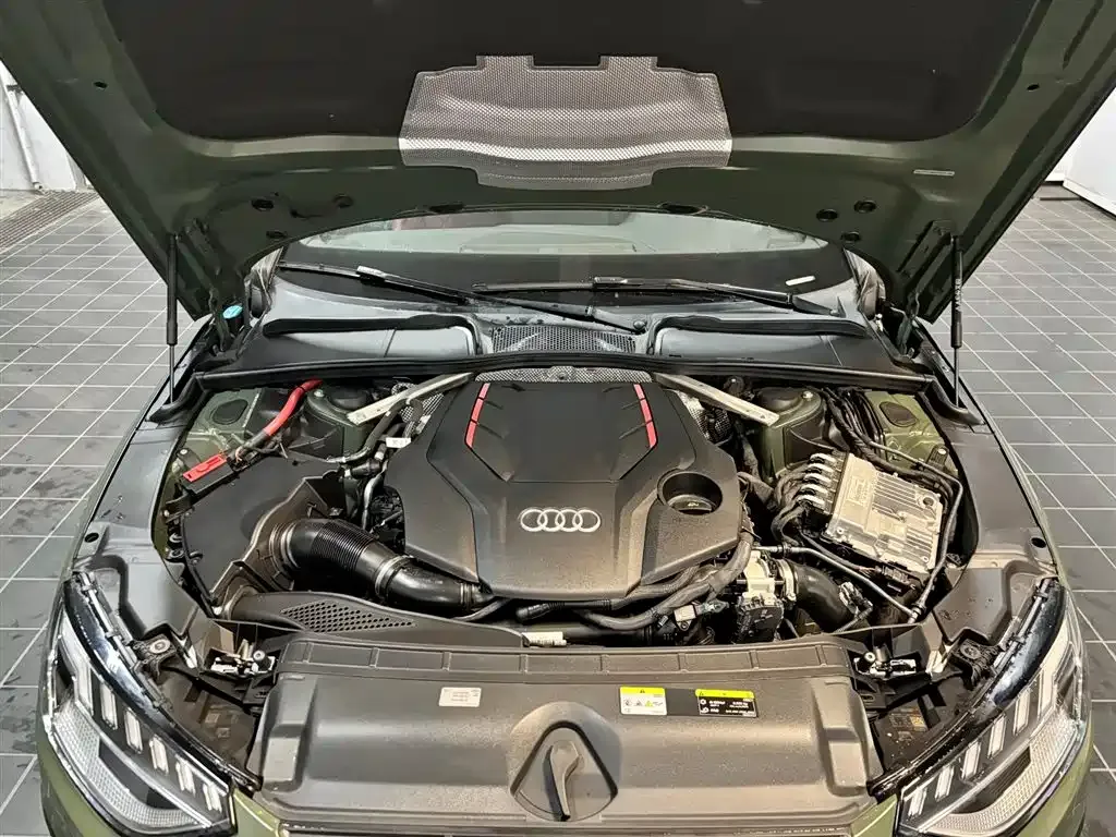 Audi S4 2024 из CN, фото 8