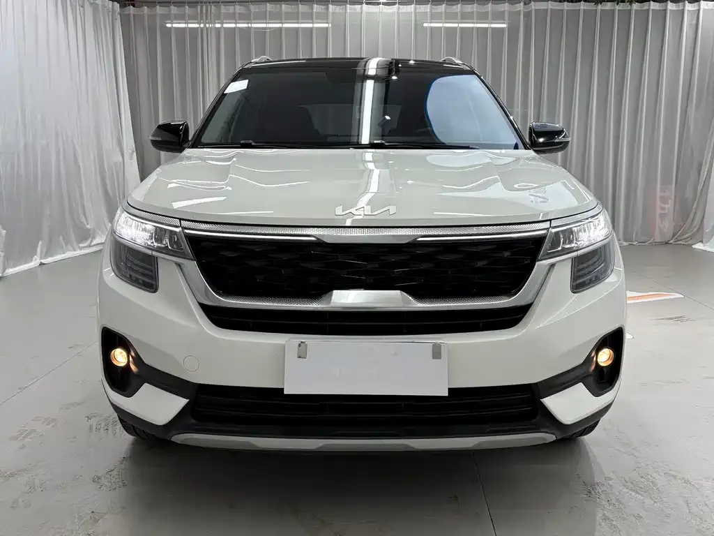 Kia KX3 2022 из CN, фото 2
