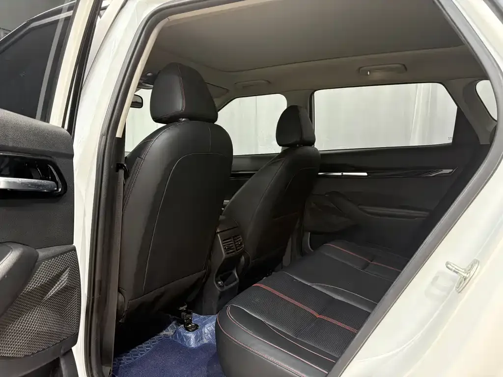 Kia KX3 2022 из CN, фото 7