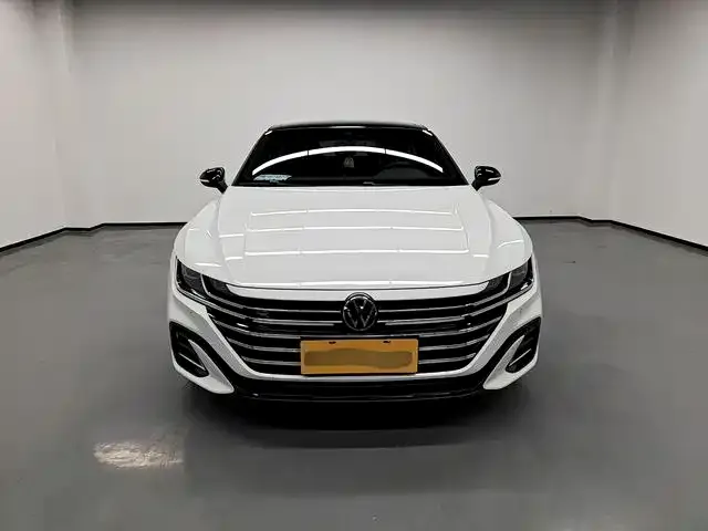 Volkswagen CC 2024 из CN, фото 2
