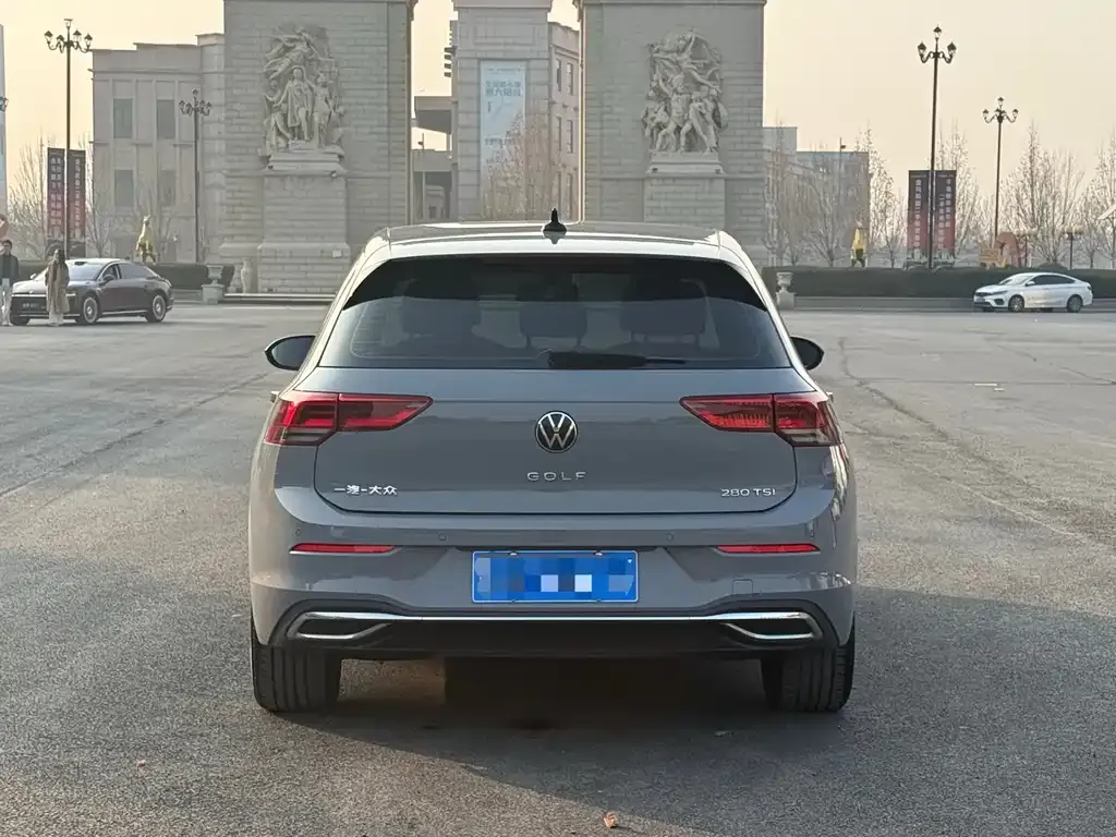 Volkswagen Golf 2022 из CN, фото 9