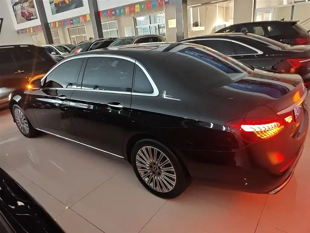 Mercedes-Benz E-Class 2023 из CN, фото 4