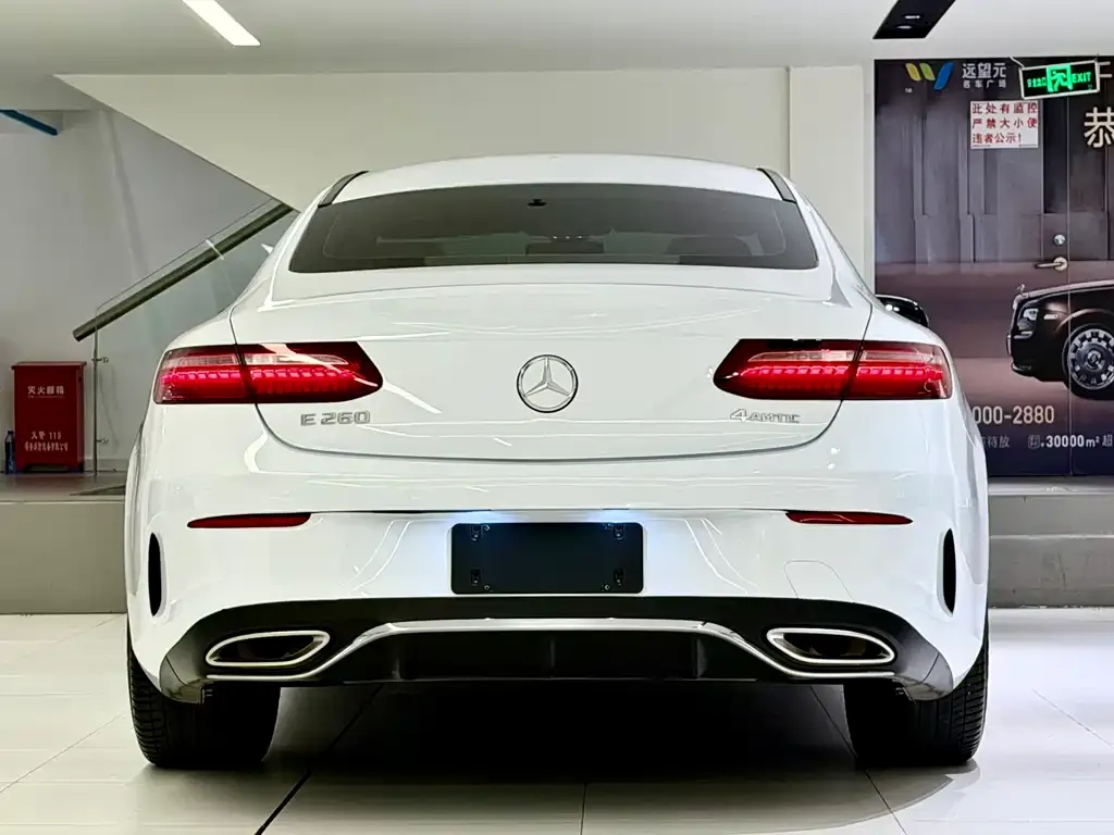 Mercedes-Benz E-Class (Import) — фото 5