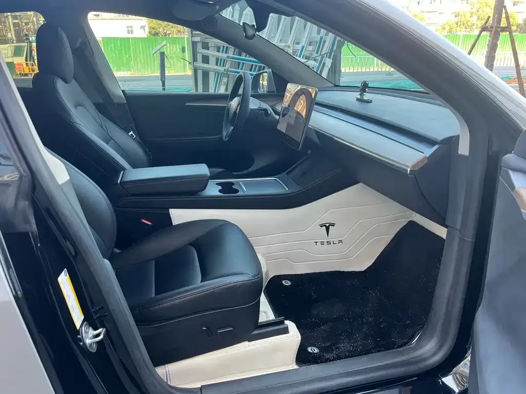 Tesla Model Y 2021 из CN, фото 9