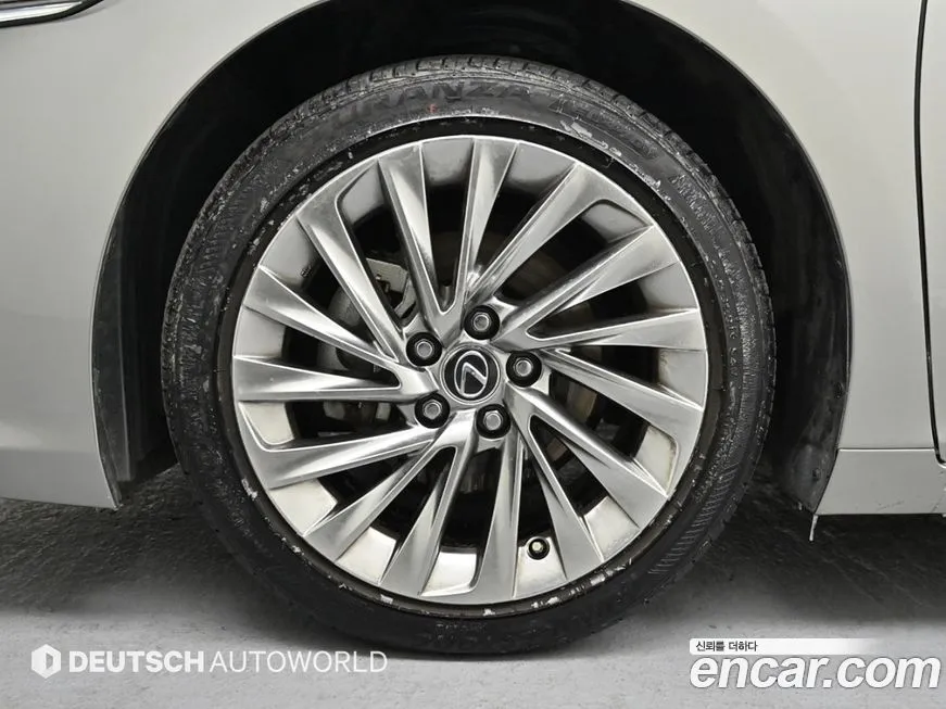 Lexus ES 2025 из KR, фото 5