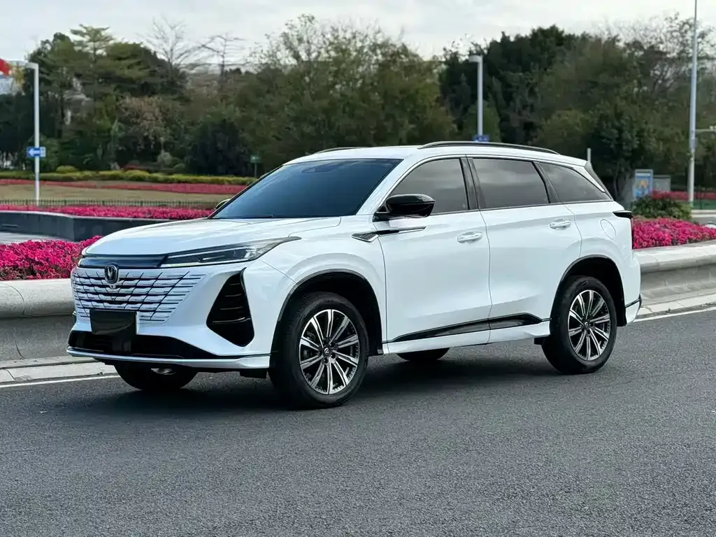 Changan CS75PLUS 2024 из CN, фото 1