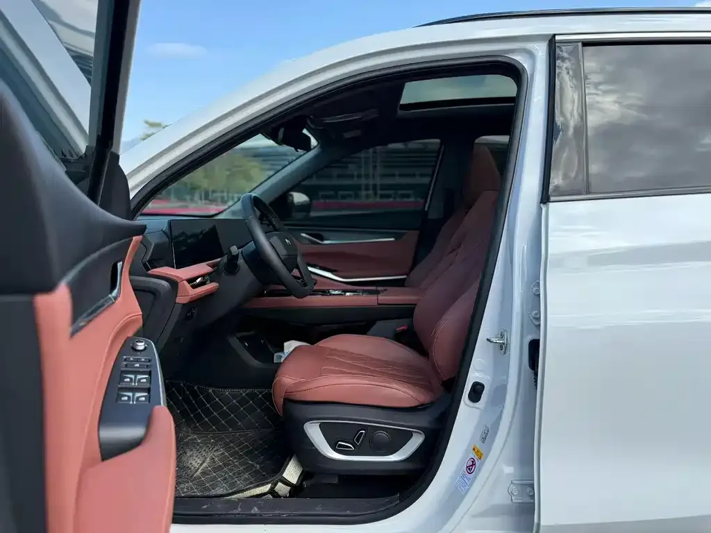 Changan CS75PLUS 2024 из CN, фото 8