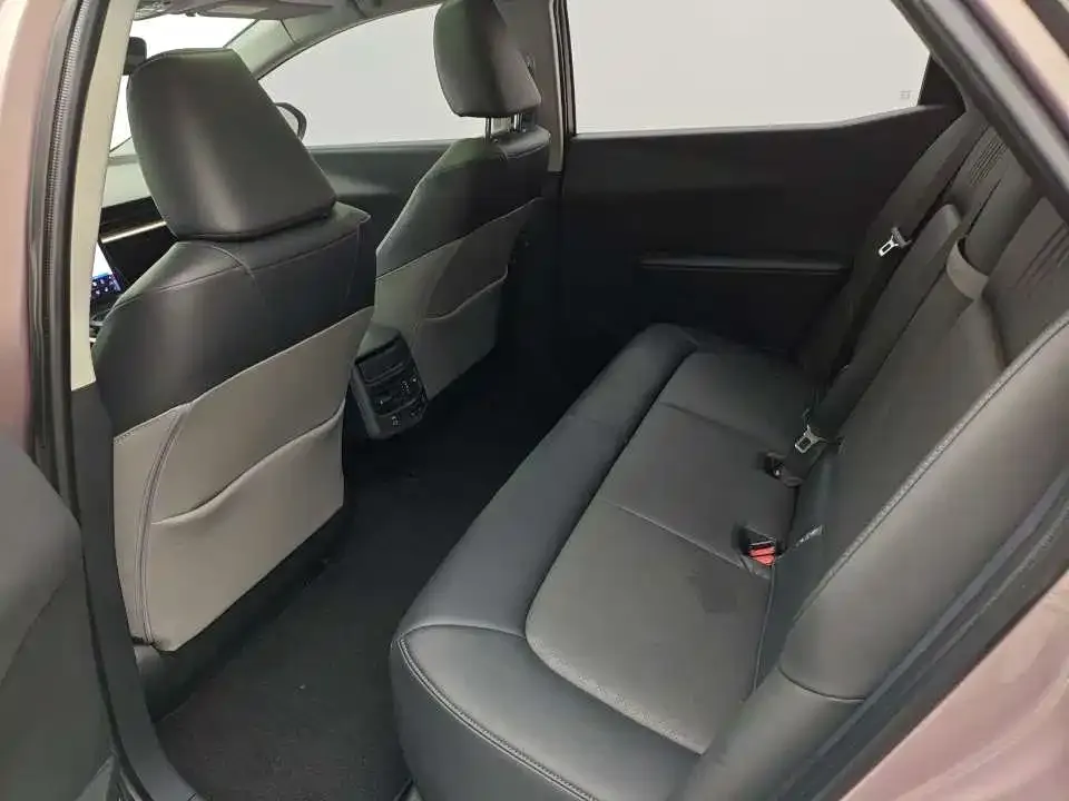 Toyota bZ3 2024 из CN, фото 4