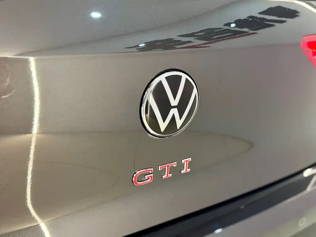 Volkswagen Golf GTI 2022 из CN, фото 2