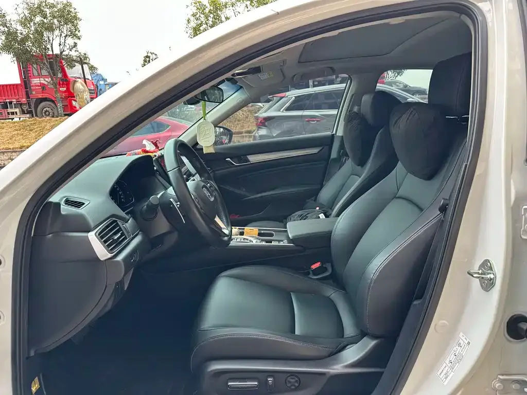 Honda Accord 2022 из CN, фото 5