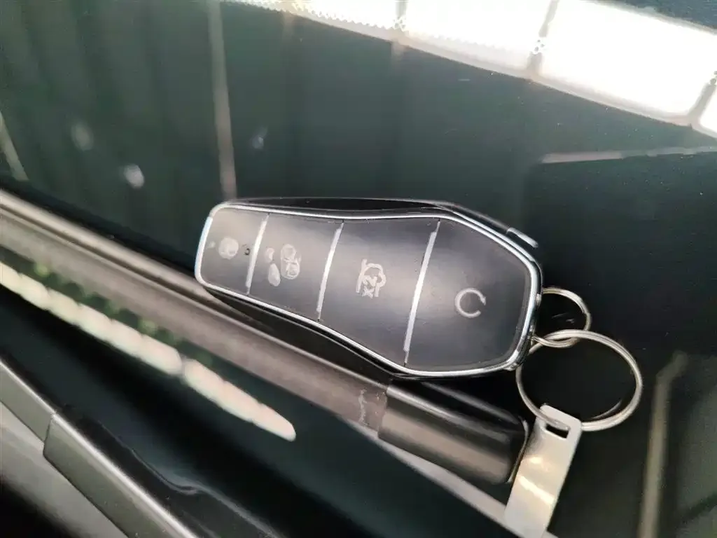BYD Seal 05 DM-i 2025 из CN, фото 9
