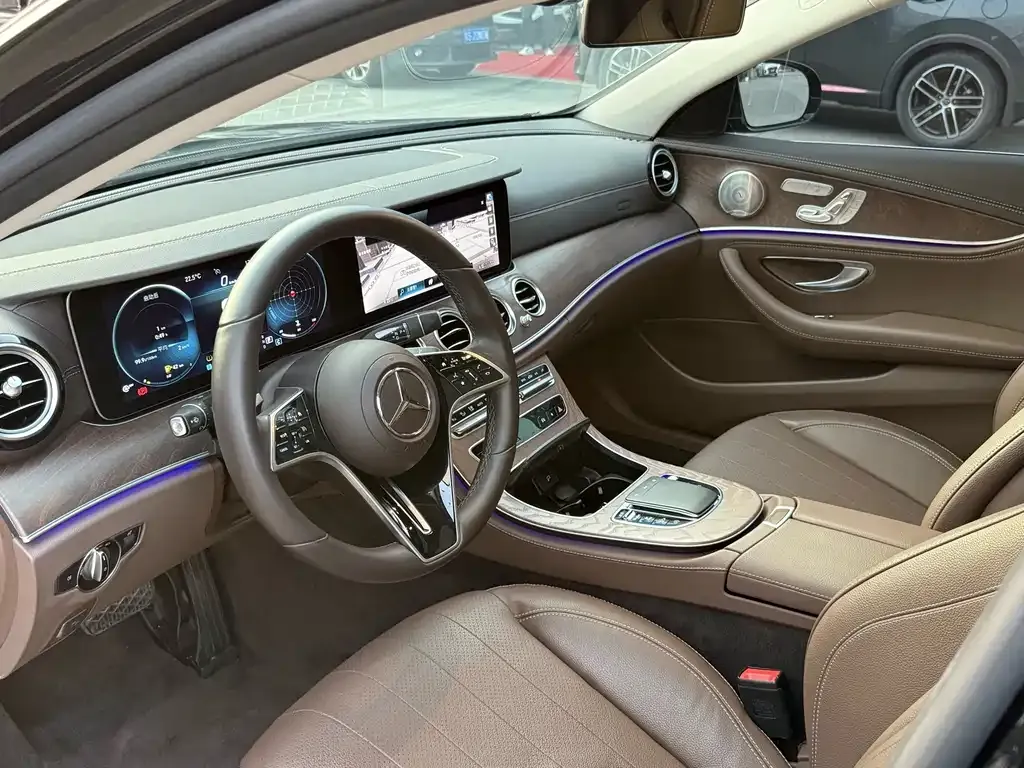 Mercedes-Benz E-Class 2023 из CN, фото 2
