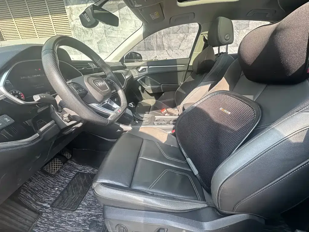 Audi Q3 Sportback 2023 из CN, фото 8