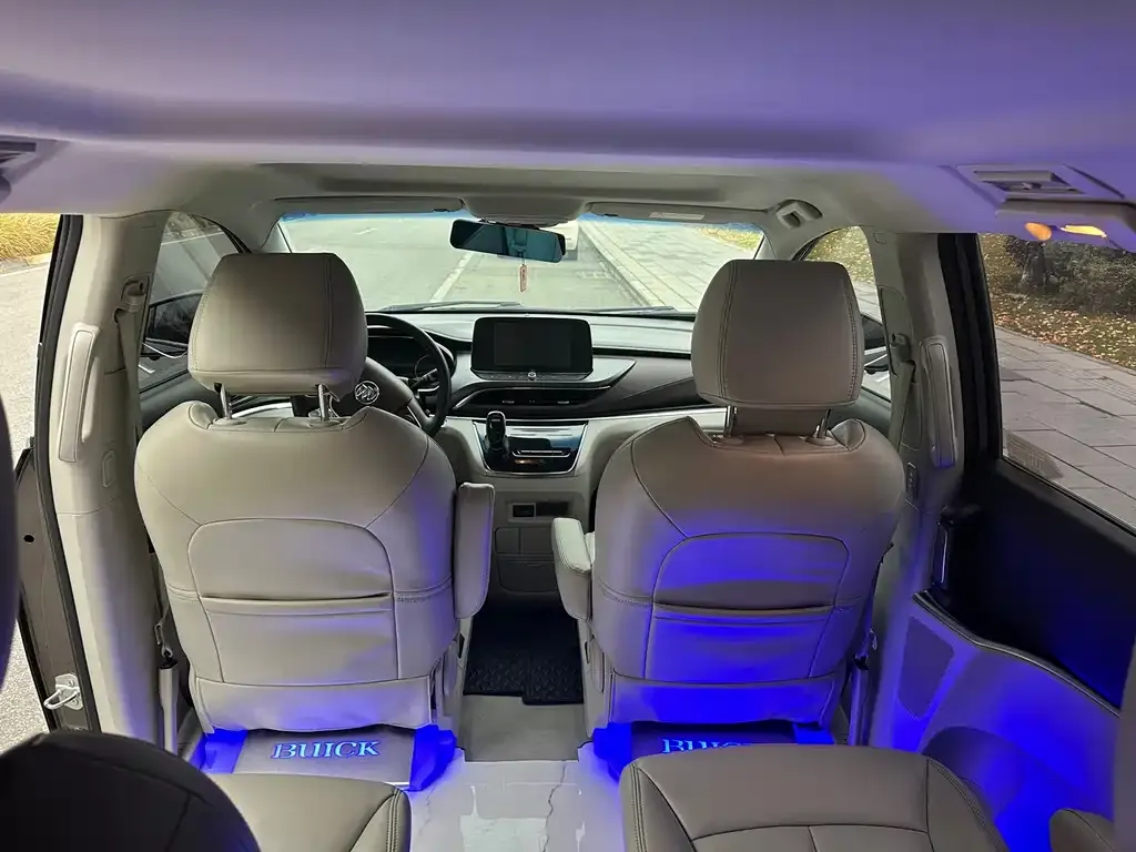 Buick GL8 2021 из CN, фото 4