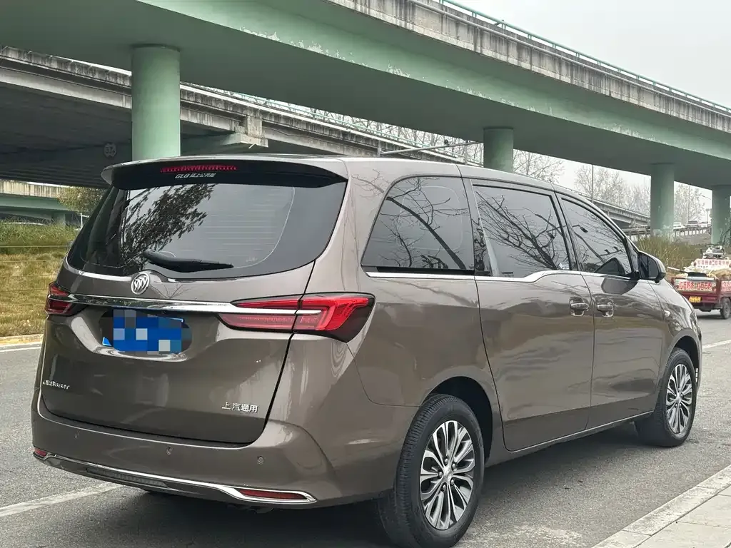 Buick GL8 2021 из CN, фото 9