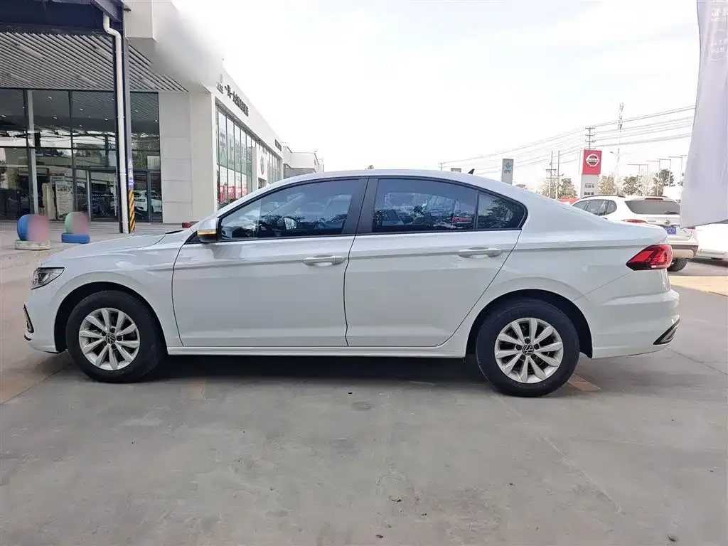 Volkswagen Bora 2024 из CN, фото 6