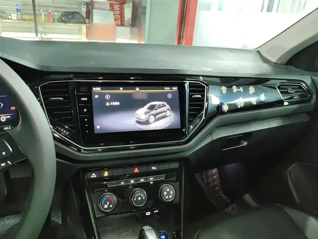 Volkswagen T-Roc 2023 из CN, фото 7